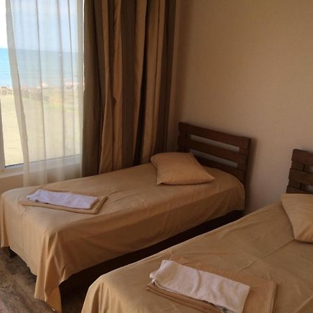 Hotel Premium 乌雷基 外观 照片